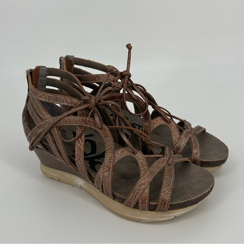 OTBT Nomadic Light Pewter Embossed Leather Lace Up Open Toe Wedge Sandals 7.5M